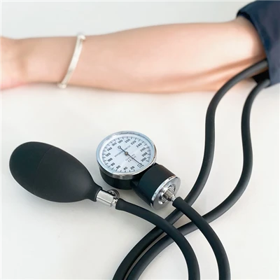 Monitor Tekanan Darah Arm Sphygmomanometer